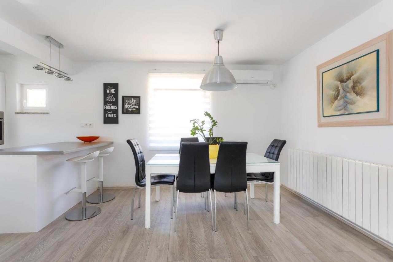 Apartman Laura 克尔克 外观 照片